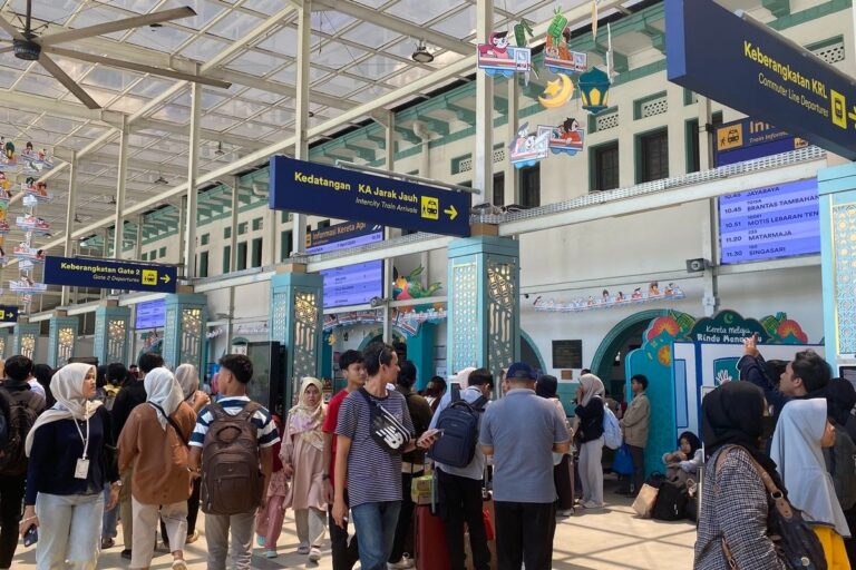 KAI-10-Stasiun-3