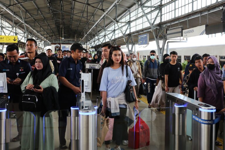 KAI-109-Juta-Pelanggan-Gunakan-Face-Recognition-1-4