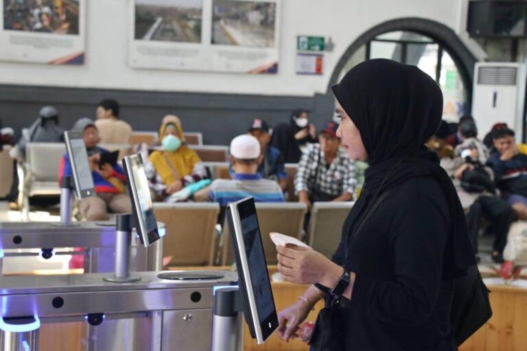 KAI-109-Juta-Pelanggan-Gunakan-Face-Recognition-2-2