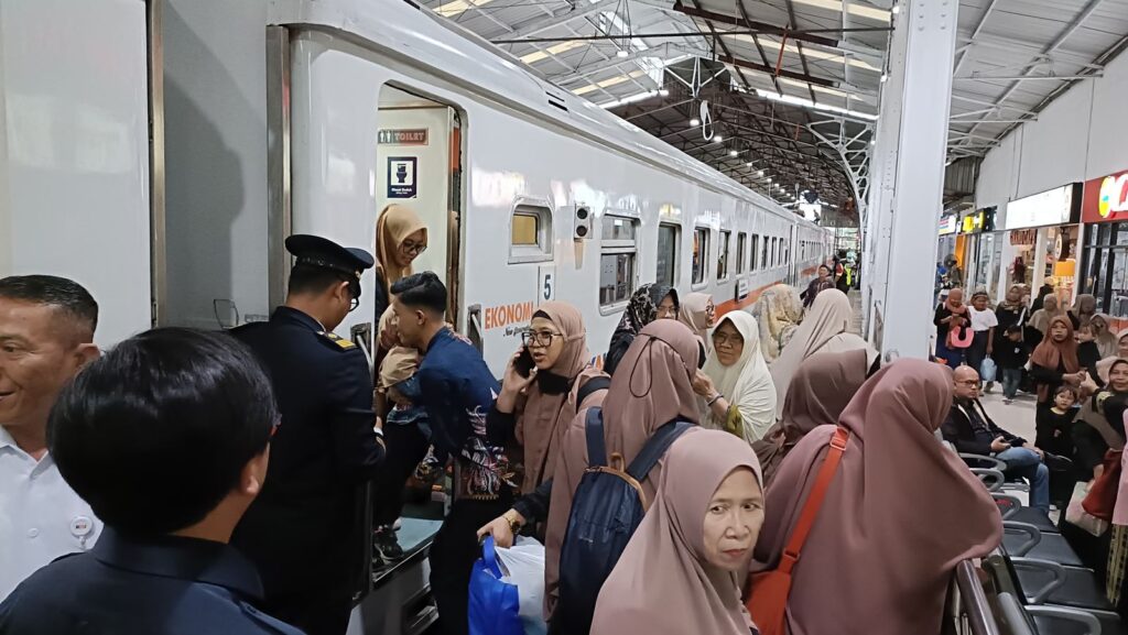 KAI-22-Juta-Pelanggan-6-1